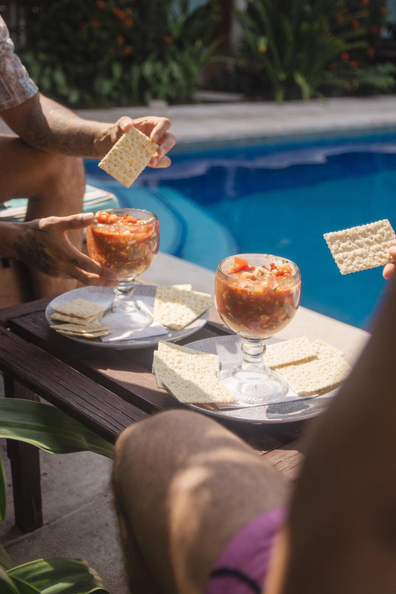 Hotel Atelie Del Mar Monterrico Bagian luar foto