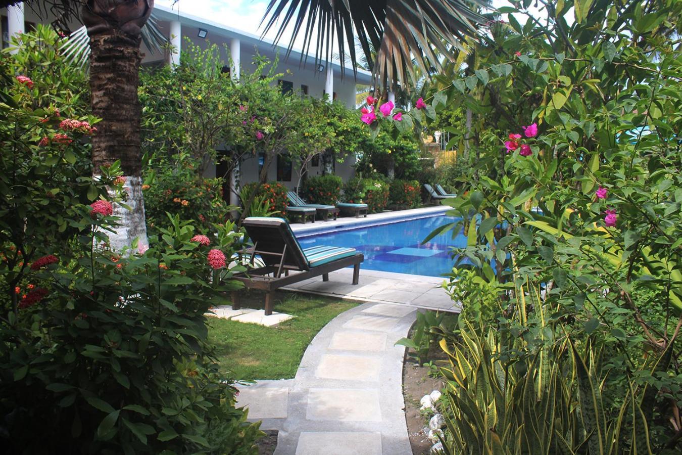 Hotel Atelie Del Mar Monterrico Bagian luar foto